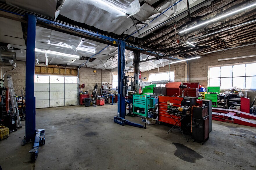 More Photos Of 438 Highway 55, Horseshoe Bend Auto Repair For Sale