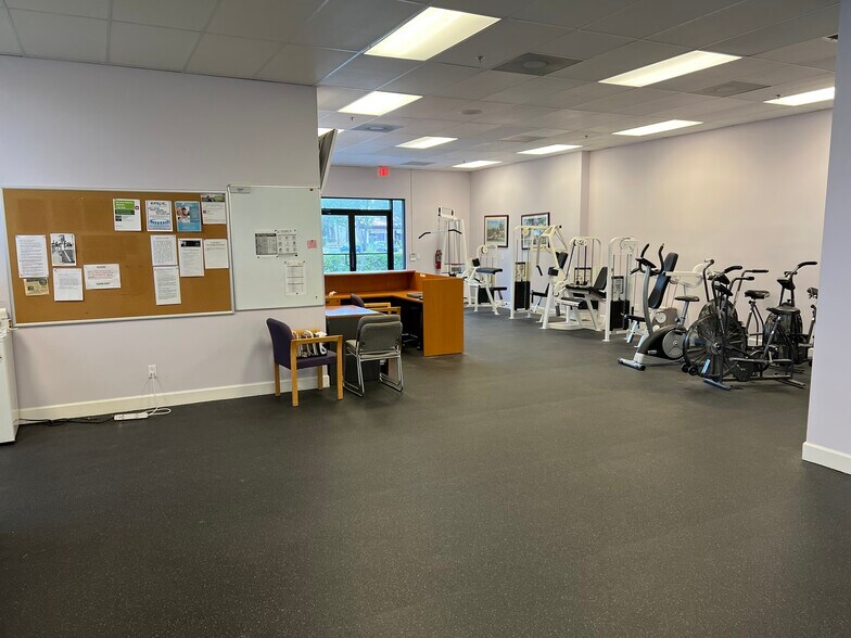 More Photos Of 3109 45th St, West Palm Beach Medical For Lease