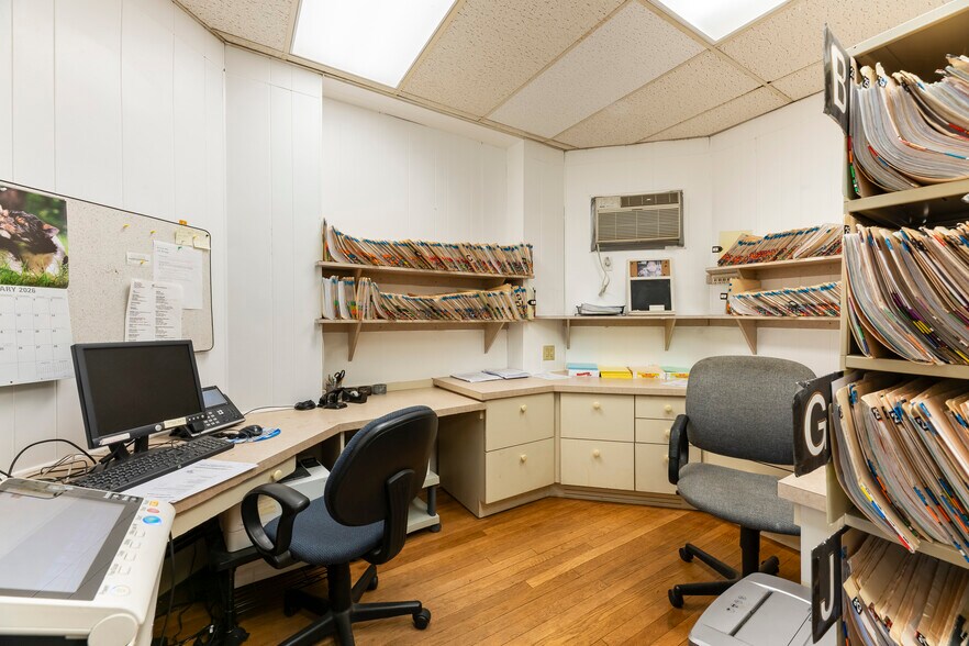 More Photos Of 137 Livingston Ave, New Brunswick Office Residential For Sale