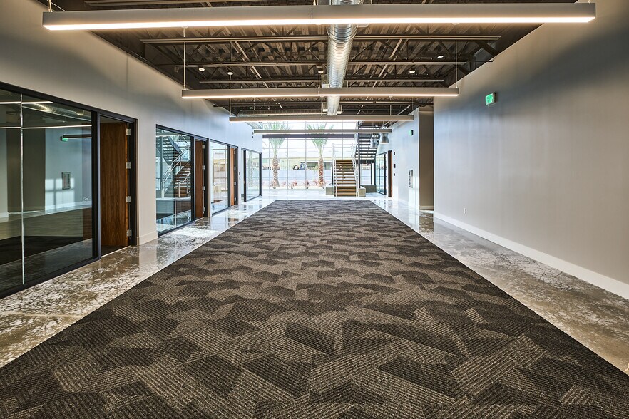 More Photos Of 9615 Norwalk Blvd, Santa Fe Springs Distribution For Lease