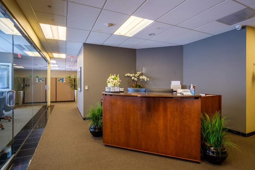 More Photos Of 700 Washington St, Vancouver Office For Lease