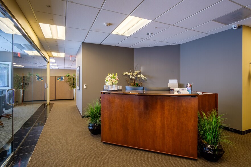 More Photos Of 700 Washington St, Vancouver Office For Sale