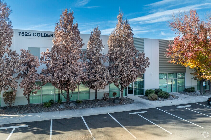 More Photos Of 7525 Colbert Dr, Reno Warehouse For Lease