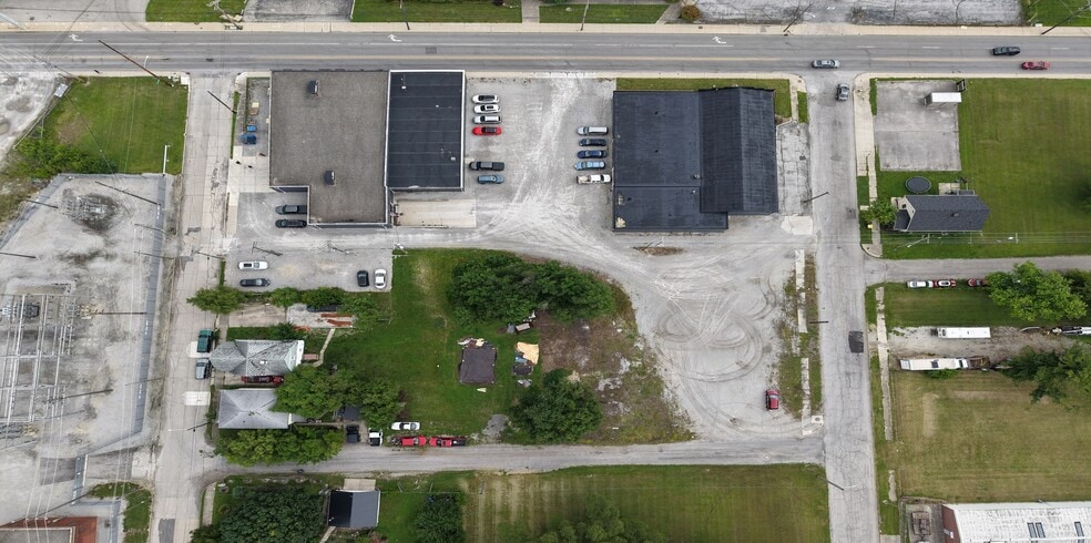 More Photos Of 1808 S Anthony Blvd, Fort Wayne Unknown For Lease