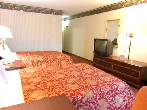 More Photos Of 2490 Mount Moriah Rd, Memphis Hotel For Sale