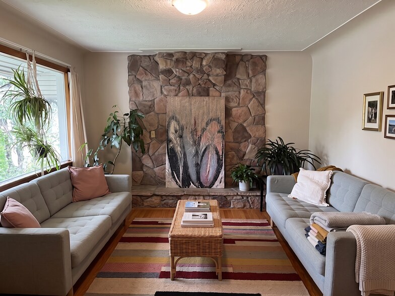 More Photos Of 10132/10136 - 87 Avenue NW, Edmonton Apartments For Sale
