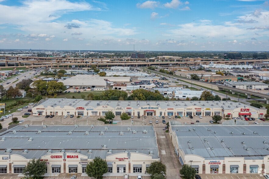 More Photos Of 11538 Harry Hines Blvd, Dallas General Retail For Sale