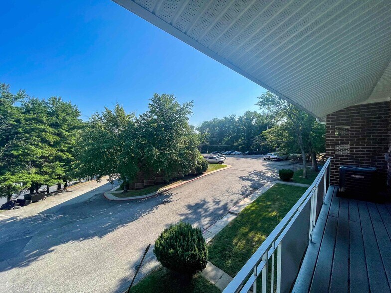 More Photos Of 1627 Ingleside Ave, Baltimore Apartments For Sale
