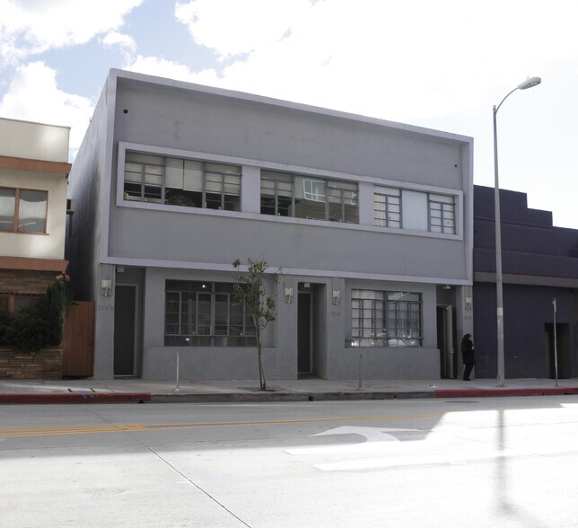 More Photos Of 1606-1608 1/2 N Argyle Ave, Los Angeles Office For Lease