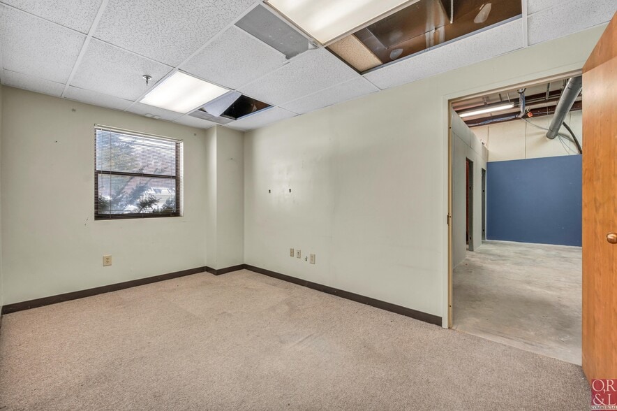 More Photos Of 351 Burnham St, East Hartford Light Manufacturing For Sale