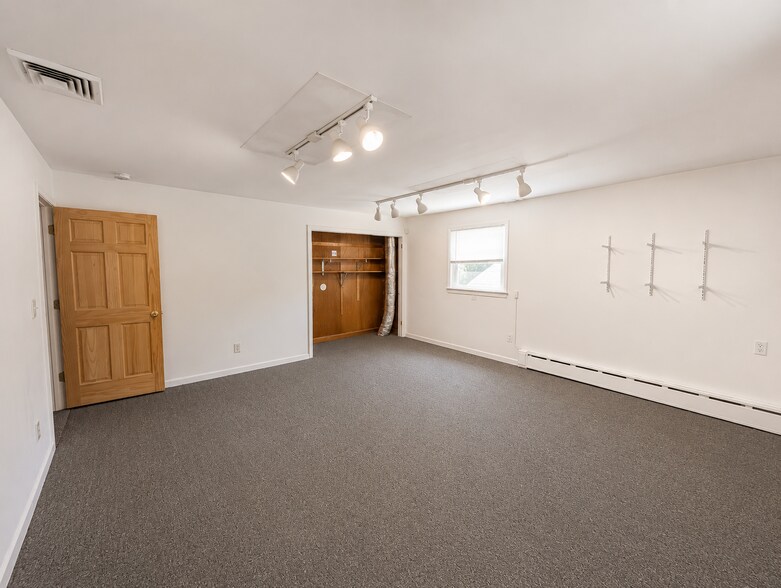 More Photos Of 69 W End Ave, Somerville Office Residential For Sale