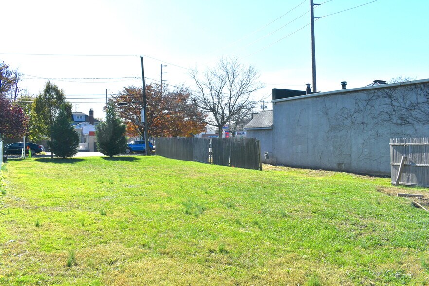 More Photos Of 679 Port Washington Blvd, Port Washington Convenience Store For Sale