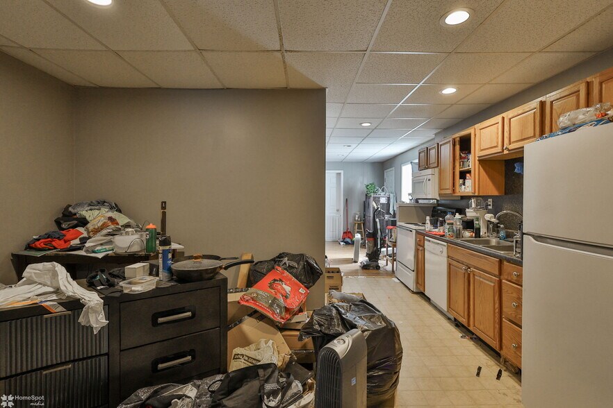More Photos Of 302 W Abbott St, Lansford Multifamily For Sale