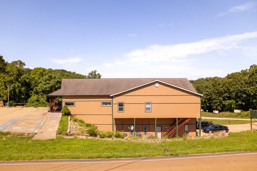 More Photos Of 473 Highway W, Eldon Storefront Retail Residential For Sale