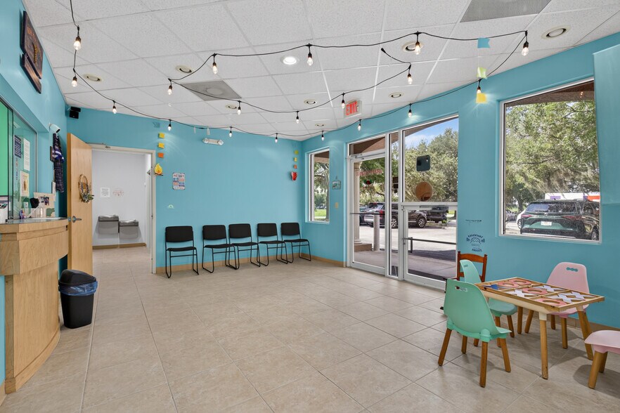 More Photos Of 1801 Salk Ave, Tavares Medical For Sale