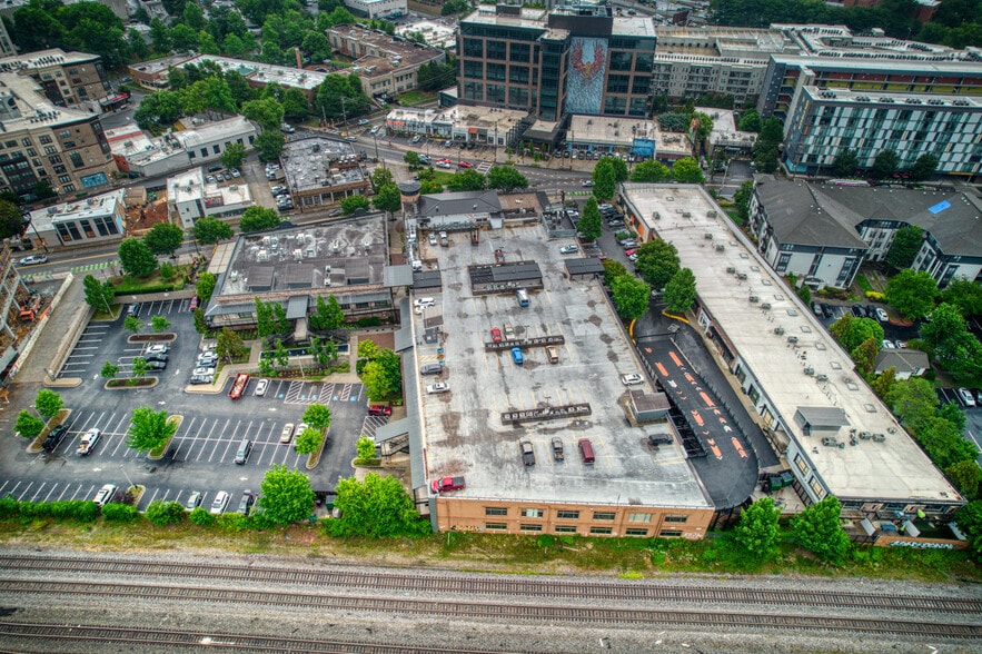 More Photos Of 1000 Marietta St NW, Atlanta Office For Lease