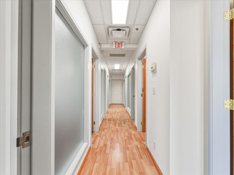 More Photos Of 488 Kingsway, Vancouver Apartments For Sale