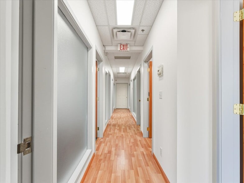 More Photos Of 488 Kingsway, Vancouver Apartments For Sale