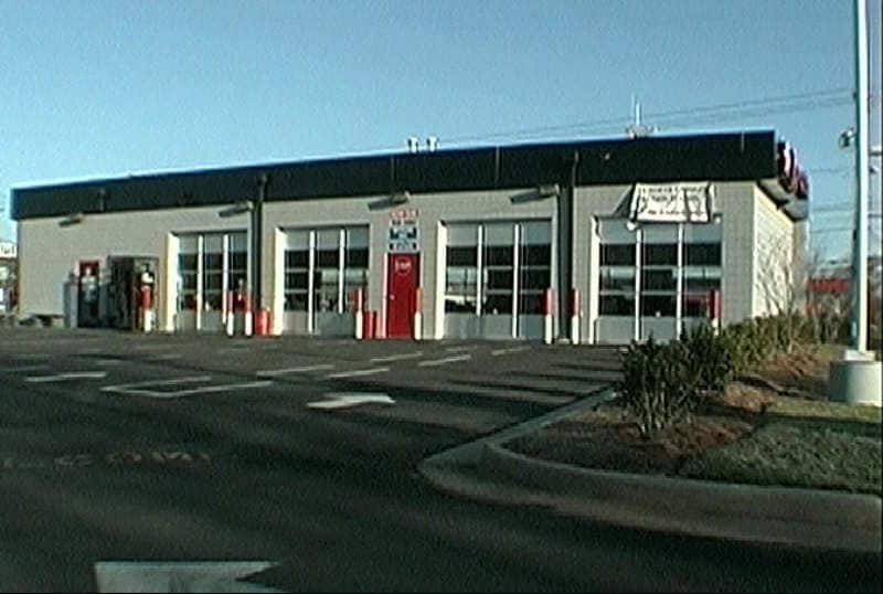 More Photos Of 6230 Albemarle Rd, Charlotte Auto Repair For Lease