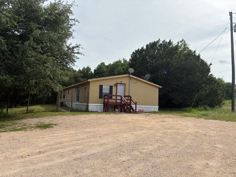 More Photos Of 382 County Road 4450, Kempner Manufactured Housing Mobile Home Park For Sale