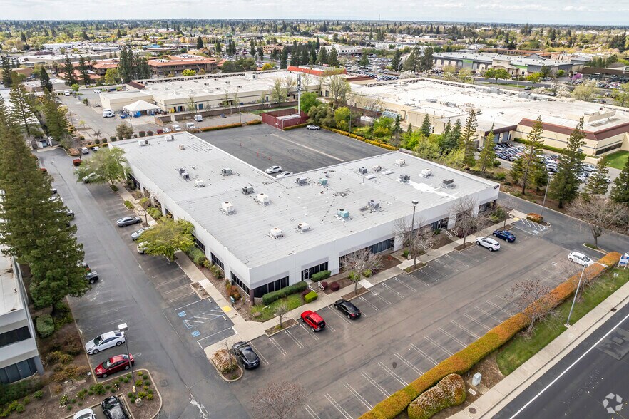 More Photos Of 1376 Lead Hill Blvd, Roseville Flex For Lease