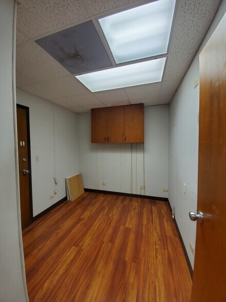 More Photos Of 99-128 Aiea Heights Dr, Aiea Medical For Sale