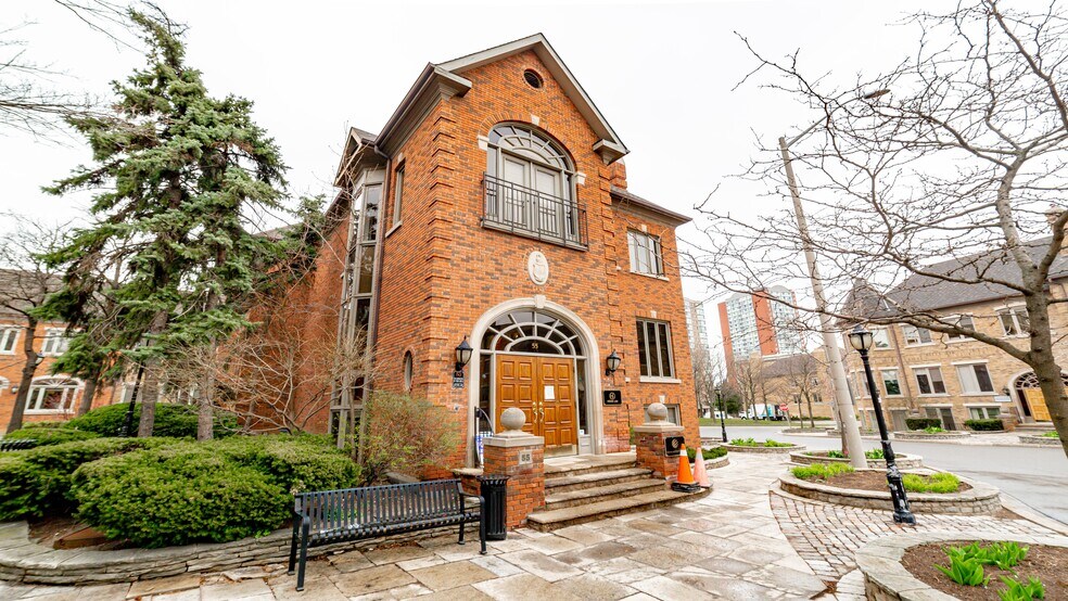 More Photos Of 4284 Village Centre Crt, Mississauga Office For Sale