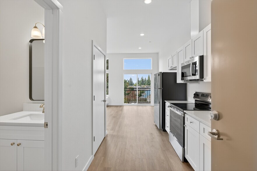 More Photos Of 3254 SE 90th Pl, Portland Apartments For Sale