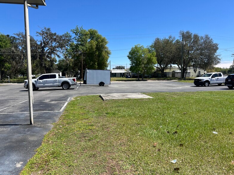 More Photos Of 14519 6th St, Dade City Storefront Retail Office For Lease
