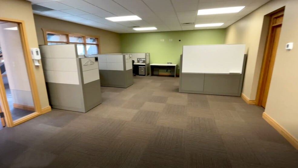 More Photos Of 40 N 1st Ave, Evansville Office For Sale