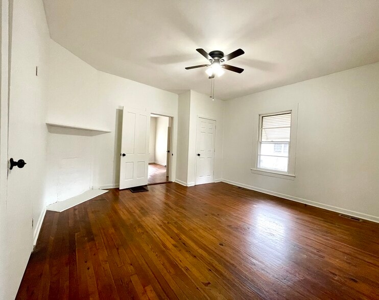 More Photos Of , Spartanburg Unknown For Sale