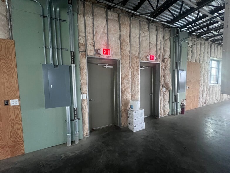 More Photos Of 2540 Park Dr, Nashville Office Residential For Lease