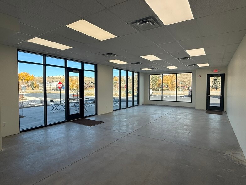 More Photos Of 205 Jasper Pl, Ridgway General Retail For Sale