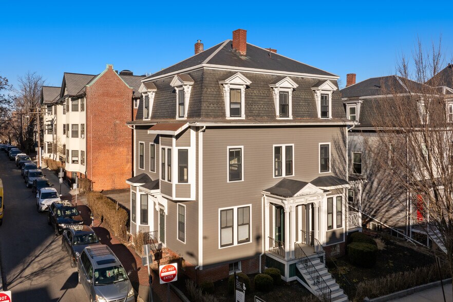 More Photos Of 847 Massachusetts Ave, Cambridge Office For Sale