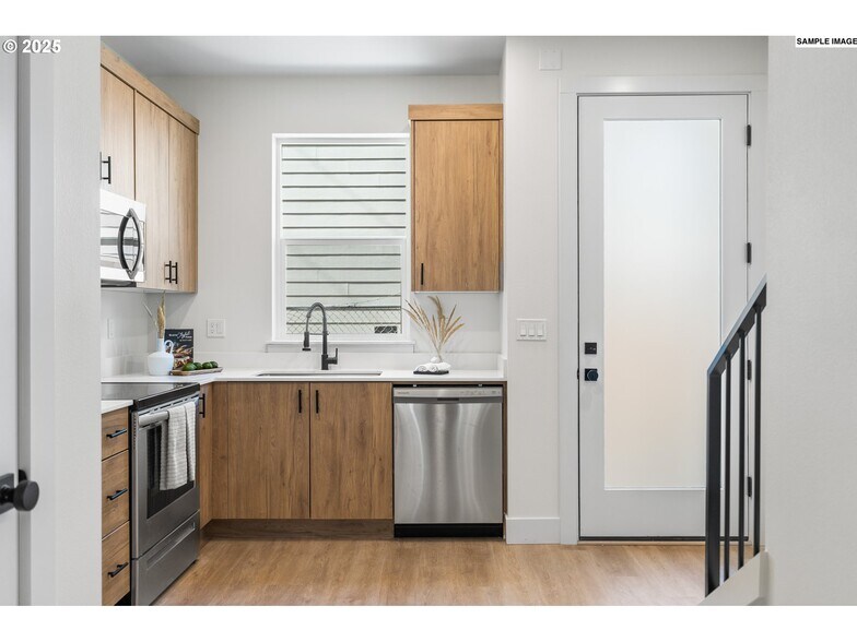 More Photos Of , Portland Multifamily For Sale