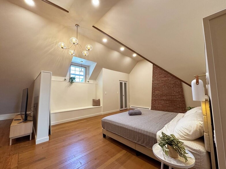 More Photos Of 2926 State St, Erie Multifamily For Sale
