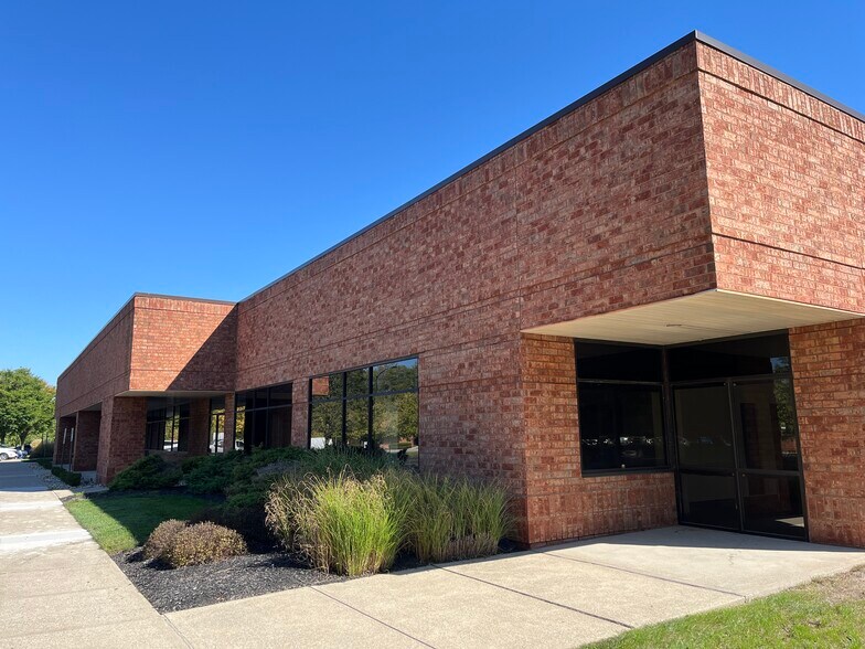 More Photos Of 770-780 Brooksedge Plaza Dr, Westerville Light Distribution For Lease