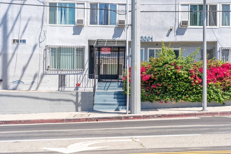 More Photos Of 13061 Vanowen St, North Hollywood Apartments For Sale