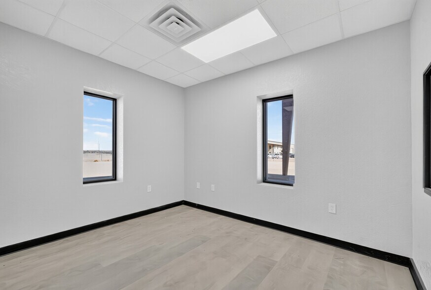 More Photos Of 16697 W Basin St, Odessa Industrial For Lease