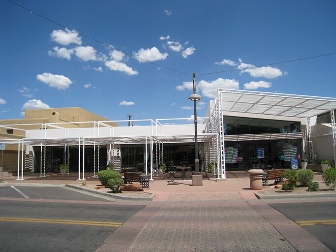 More Photos Of 4223-4225 N Marshall Way, Scottsdale Freestanding For Lease