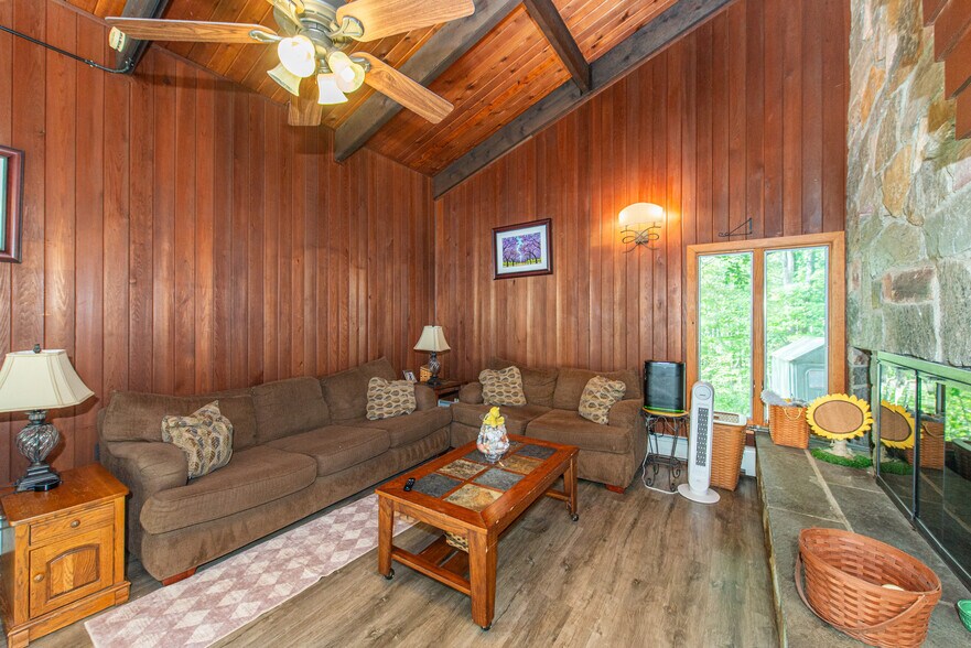 More Photos Of 40 Brighton Rd, Andover Specialty For Sale