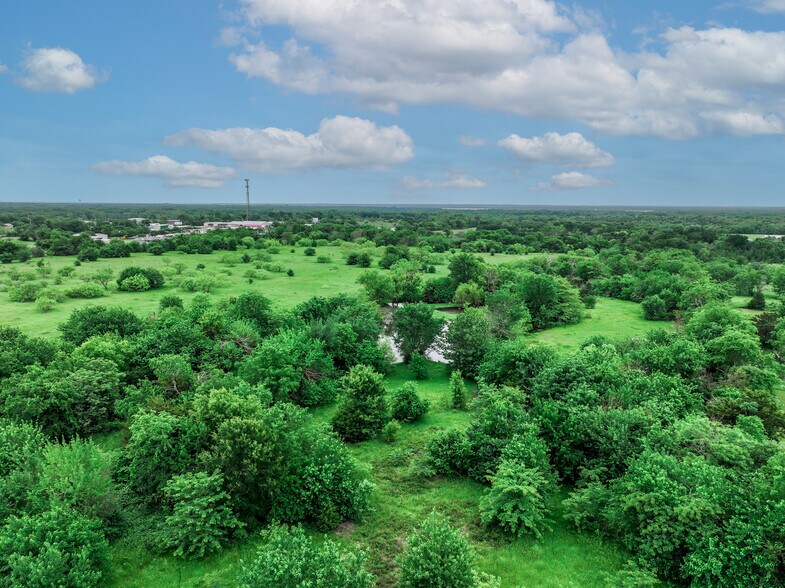 More Photos Of 3206 E Quinlan Pky, Quinlan Land For Lease