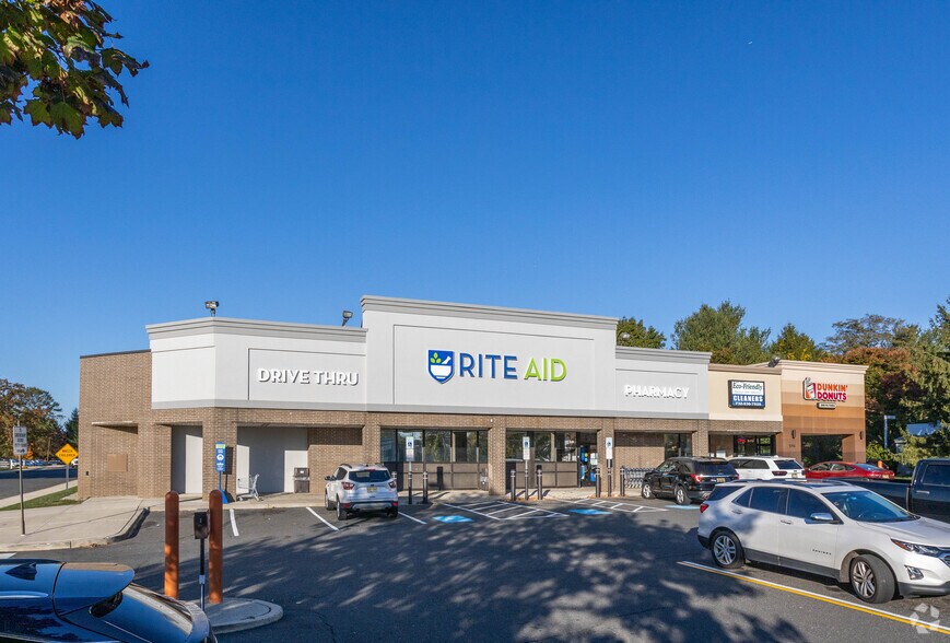 More Photos Of 596 Shrewsbury Ave, Tinton Falls Drugstore For Lease