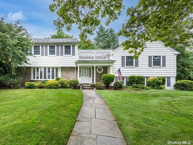 Primary Photo Of 849 Park Ave, Manhasset Medical For Sale