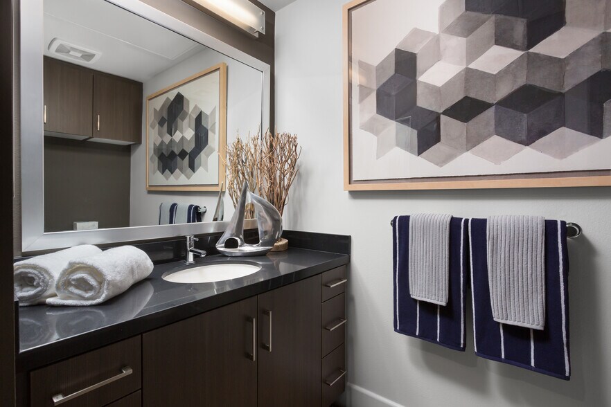 More Photos Of 7400 Center Ave, Huntington Beach Apartments For Lease