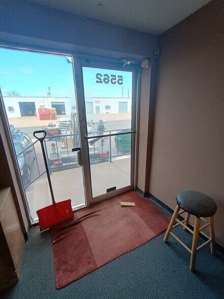 More Photos Of 5540-5564 Gray St, Arvada Warehouse For Lease