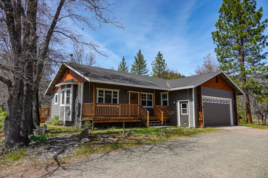 Primary Photo Of 2003 Kidder Creek Rd, Greenview Land For Sale