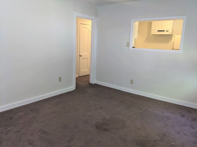 More Photos Of 704 E 22nd St, Houston Apartments For Sale