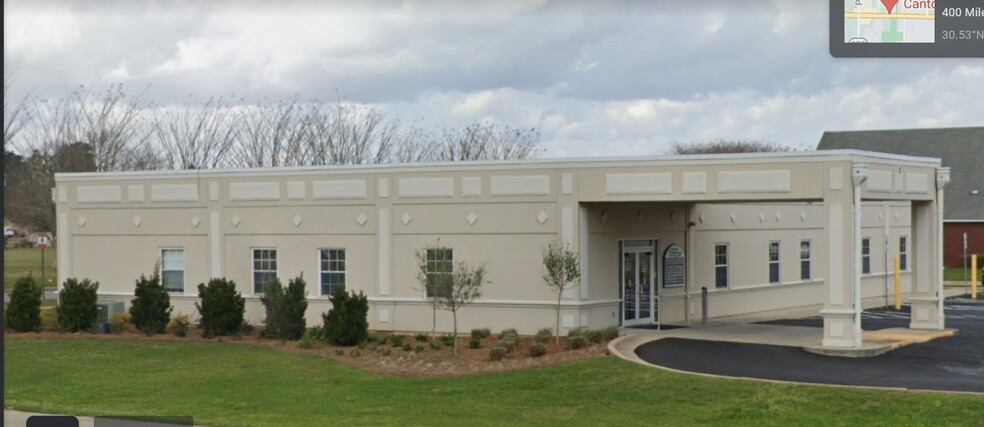 Primary Photo Of 400 Milestone Blvd, Cantonment Medical For Lease