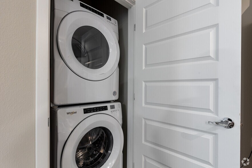 More Photos Of 505 Chatham Ave, Orlando Apartments For Lease